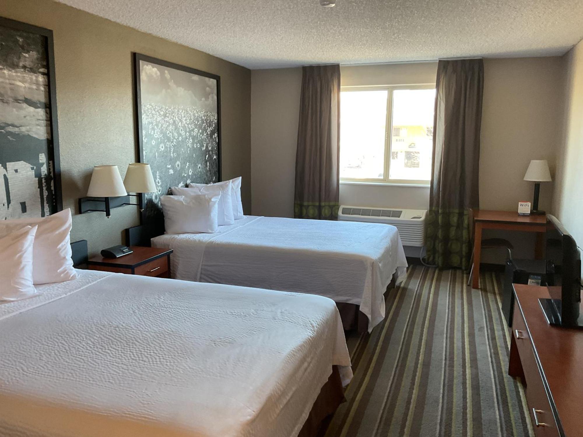 Motel Super 8 By Wyndham Colorado Springs Airport Exterior foto
